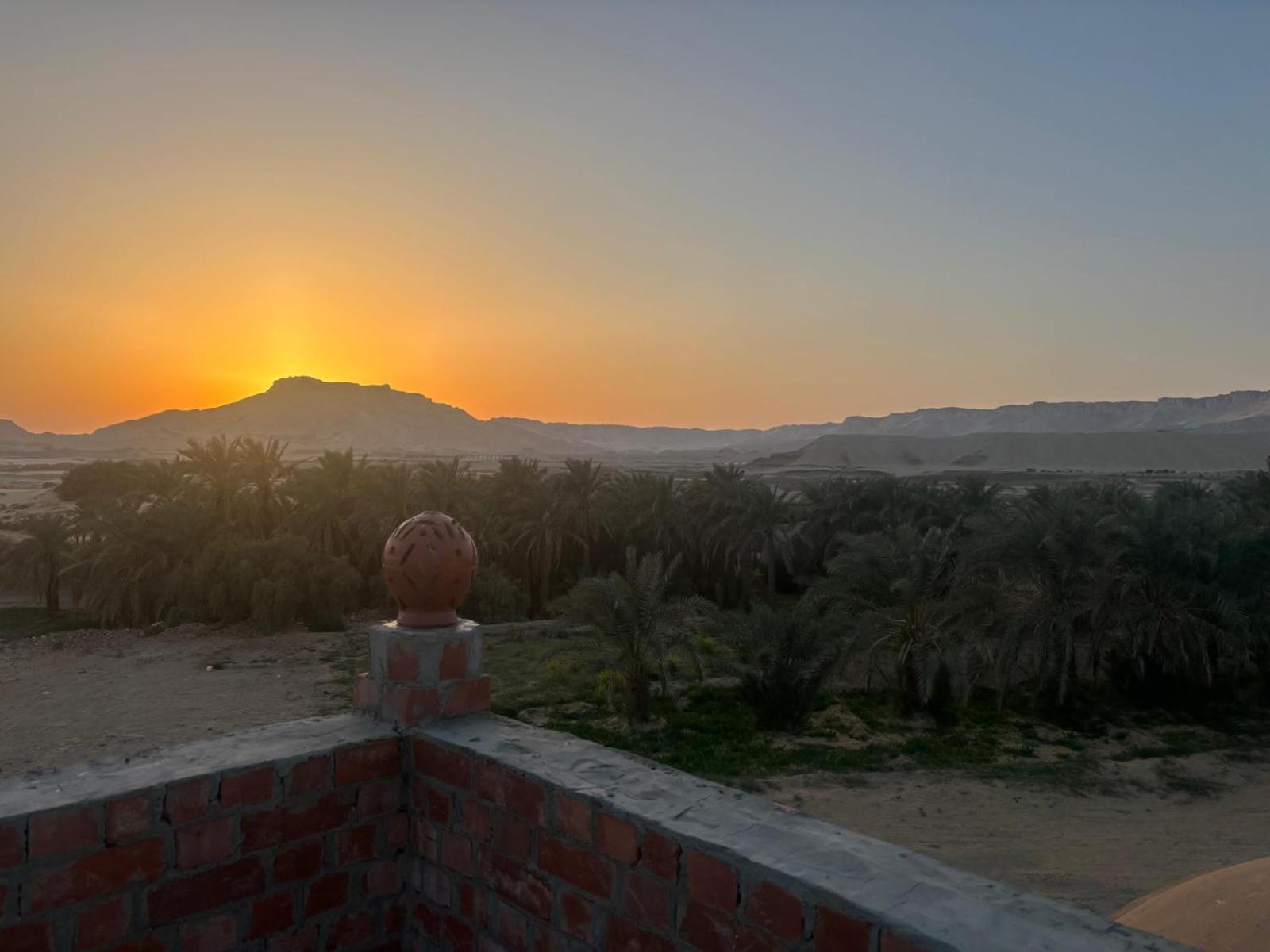 Beir El Gabal Hotel Qasr Dakhl Εξωτερικό φωτογραφία
